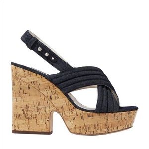 Alice & Olivia Charlize black Suede platform sz 38